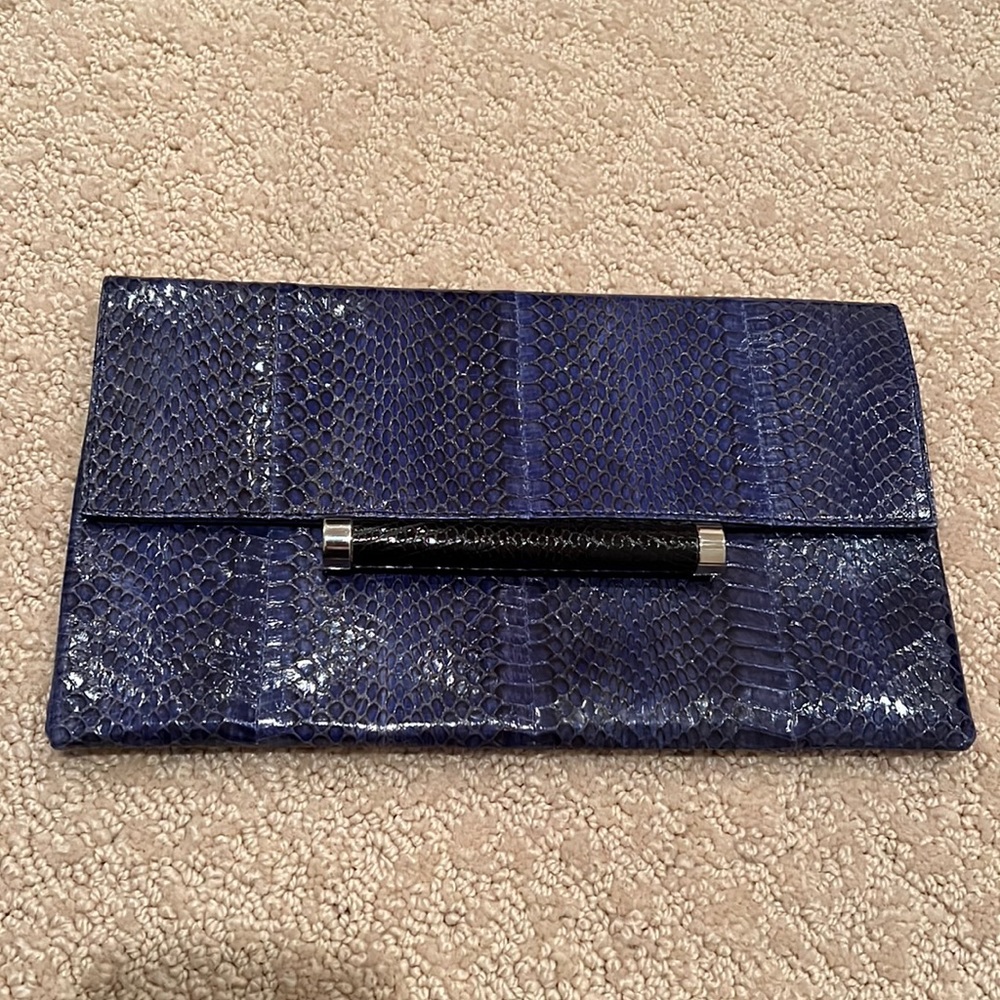 Pantera Snakeskin Clutch